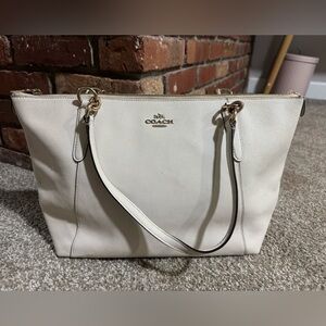 Coach Ava cream pebbled  Leather gallery Tote Bag